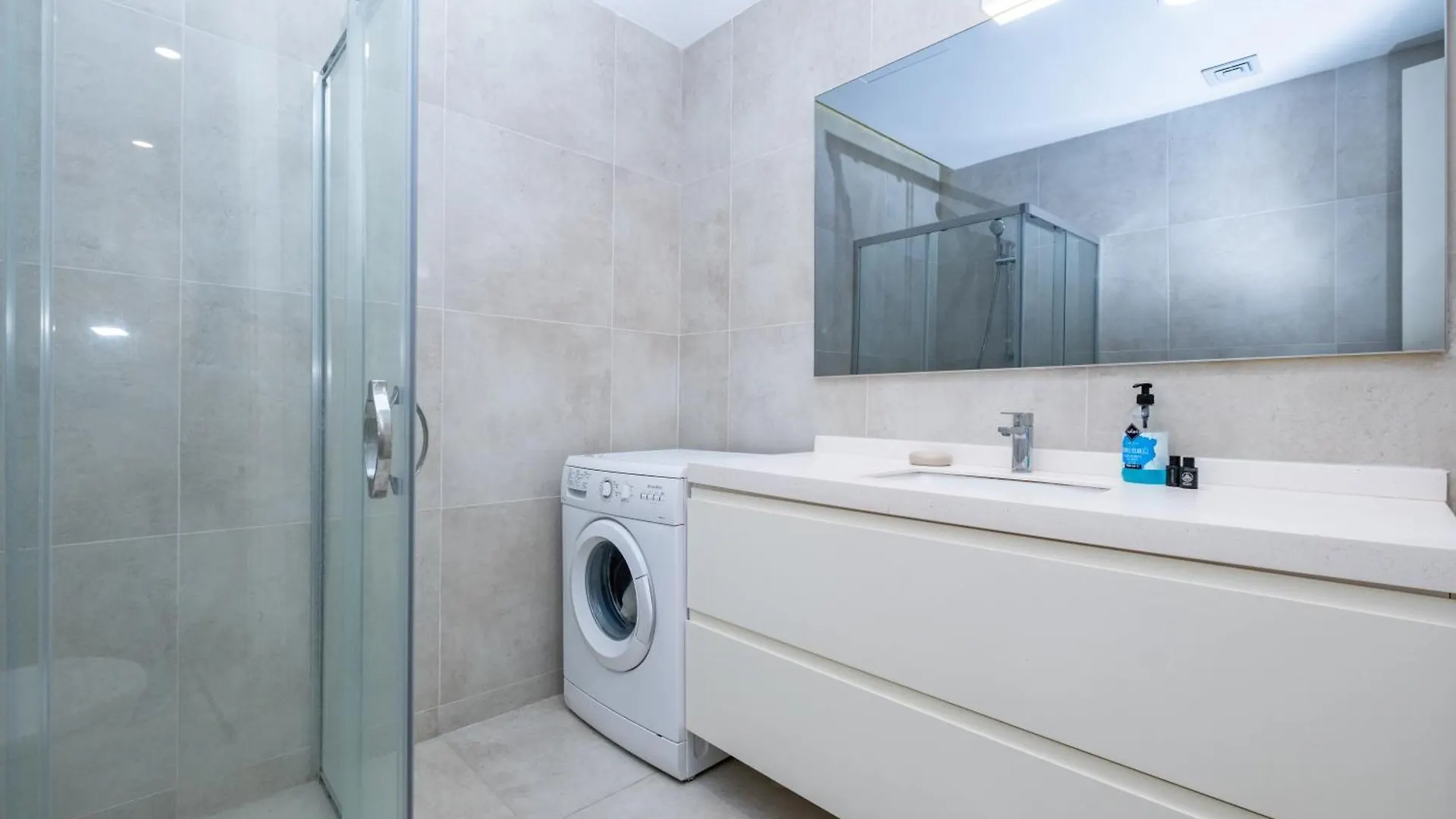 Apartment High Floor Lux Residence 2 Rooms Istanbul Turkey